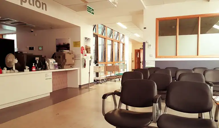 Contacting Worthing Hospital for Visiting Enquiries