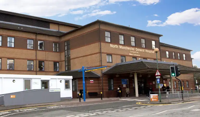 General North Manchester Hospital Visiting Times