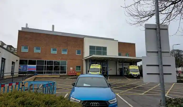 General Sandwell Hospital Visiting Times