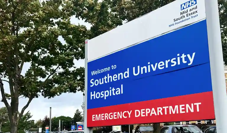 Standard Southend Hospital Visiting Times Standard Southend Hospital Visiting Times